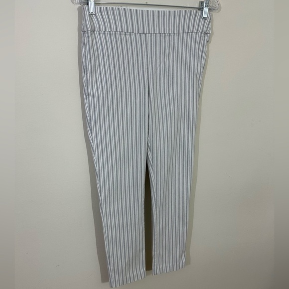 Ophelia Roe. Sz sm pant pull on stretchy  A lightweight stripe fabric. - Picture 9 of 14